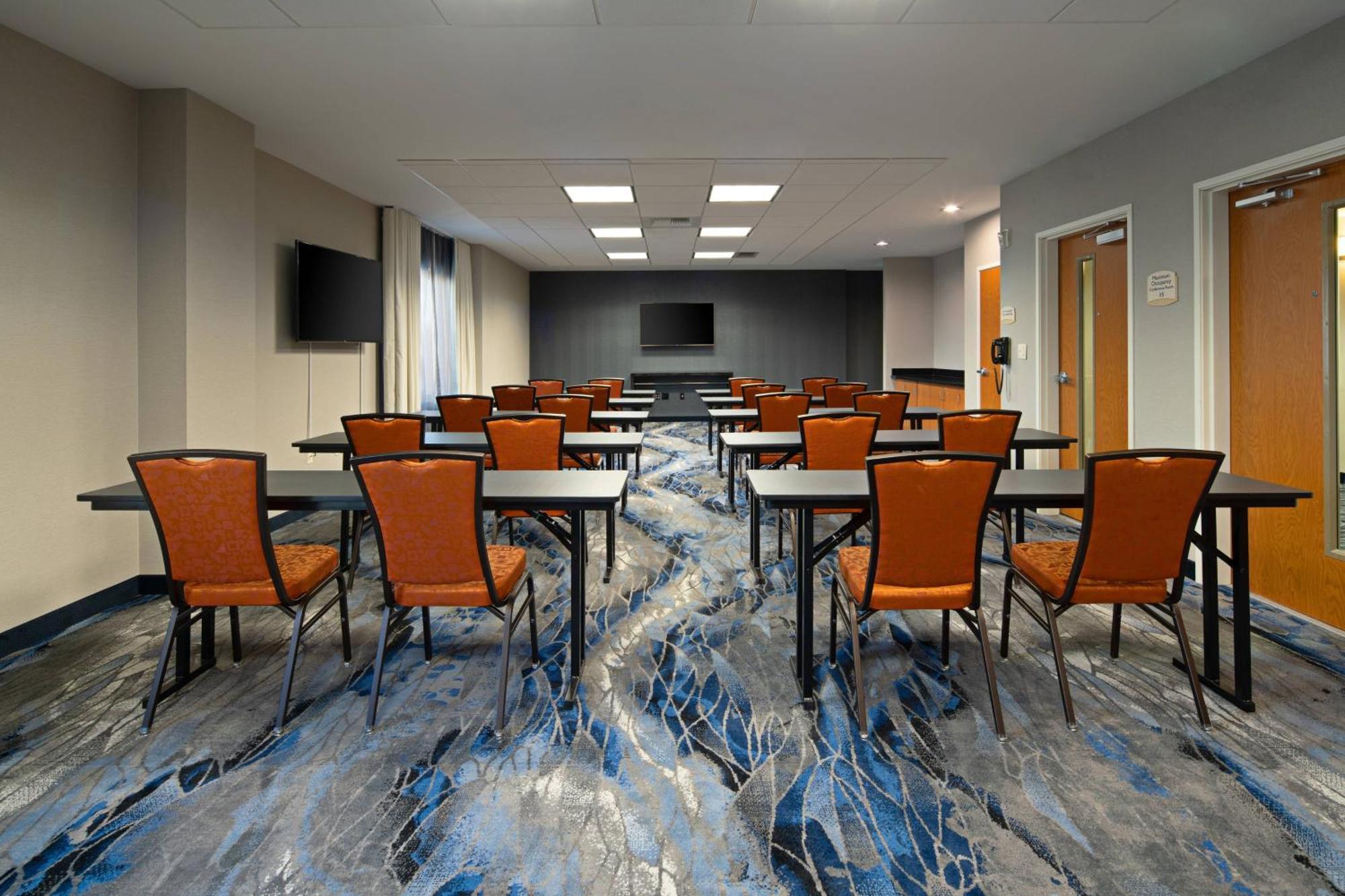 Fairfield Inn & Suites Seattle Бремертон Экстерьер фото