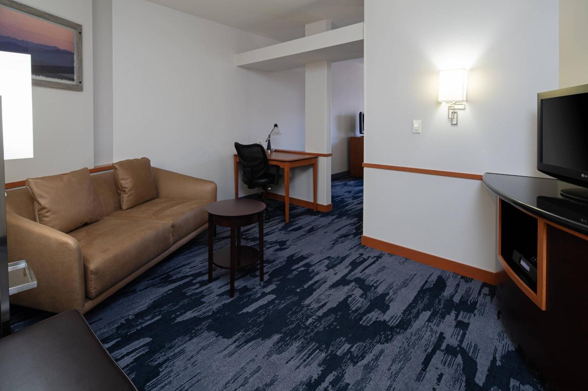Fairfield Inn & Suites Seattle Бремертон Экстерьер фото