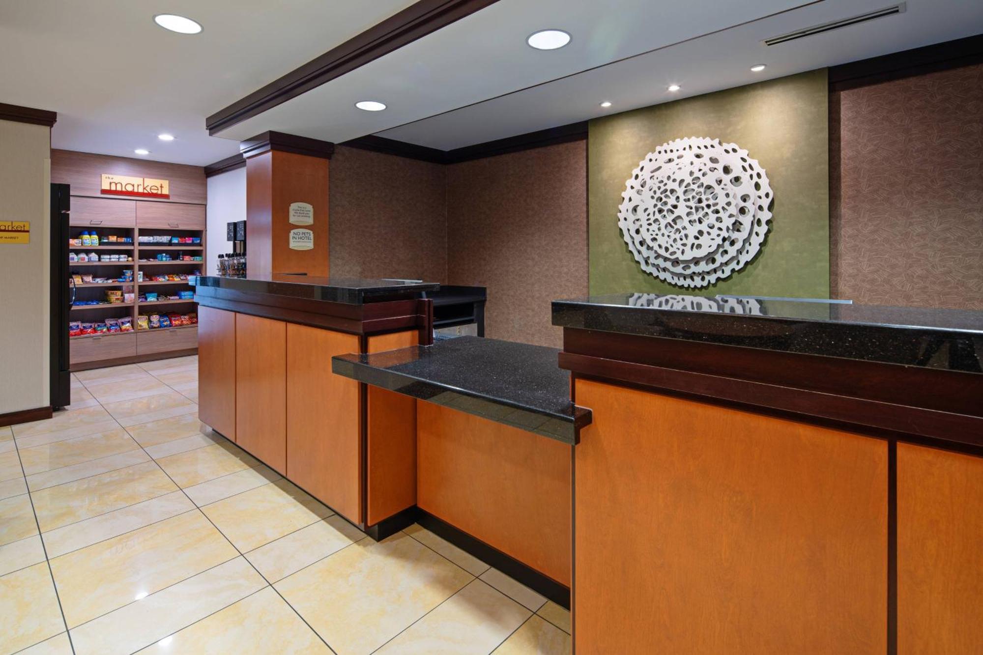 Fairfield Inn & Suites Seattle Бремертон Экстерьер фото