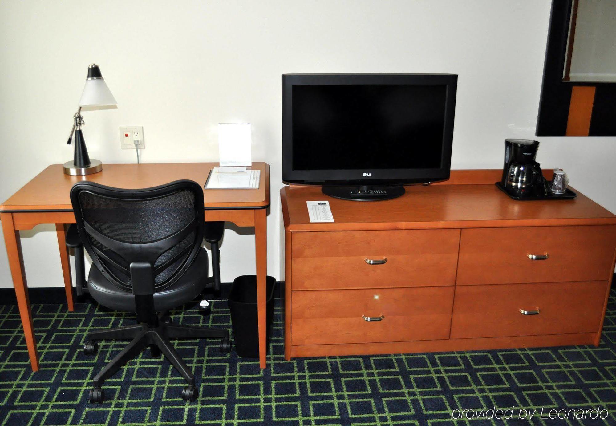 Fairfield Inn & Suites Seattle Бремертон Номер фото