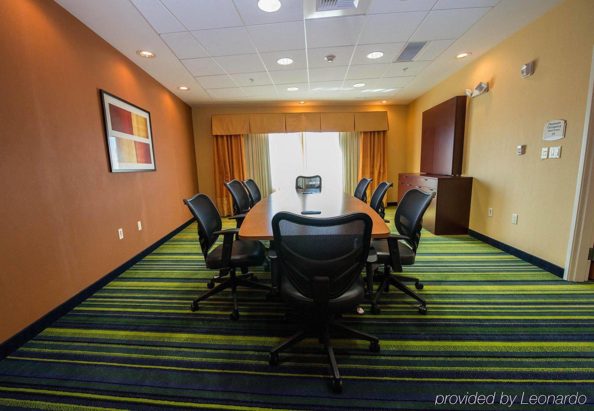 Fairfield Inn & Suites Seattle Бремертон Экстерьер фото