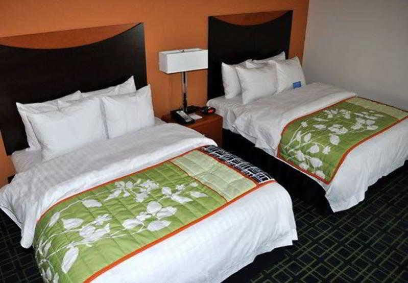 Fairfield Inn & Suites Seattle Бремертон Экстерьер фото