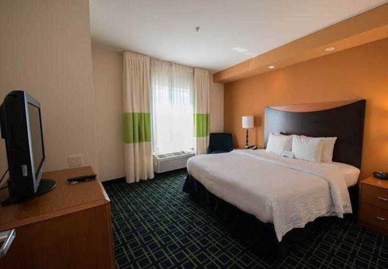 Fairfield Inn & Suites Seattle Бремертон Экстерьер фото
