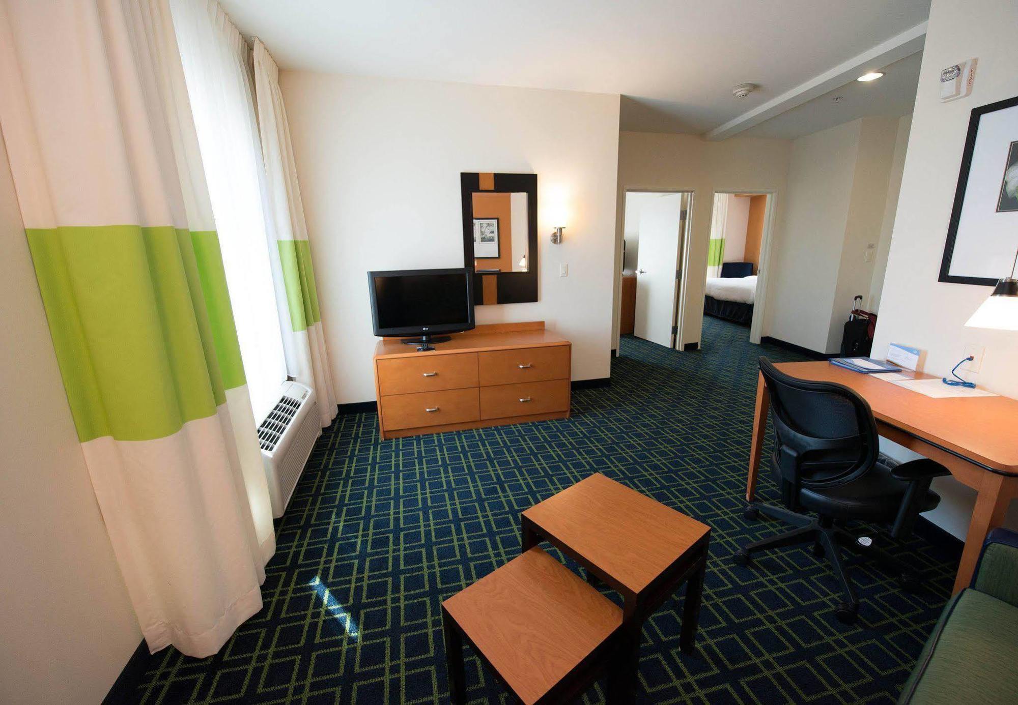 Fairfield Inn & Suites Seattle Бремертон Экстерьер фото